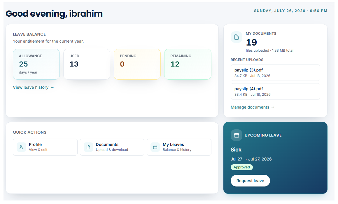 NoviManager employee dashboard — leave balance StatCards, my documents widget, quick actions, and upcoming leave